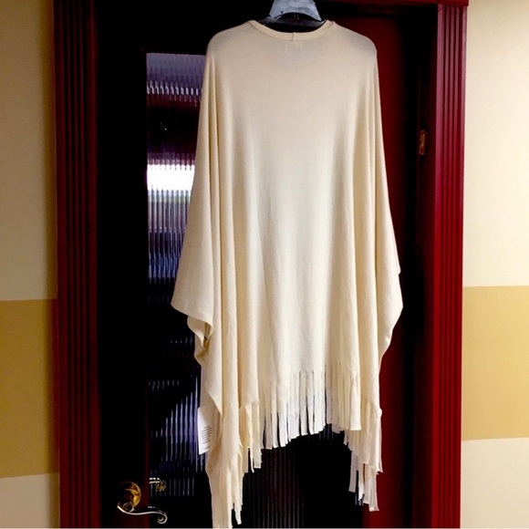 Lauren Moshi poncho with third eye graphic — RARE PIECE - Picture 5 of 5